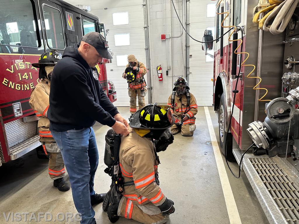 Captain Marc Baiocco going over how to conduct a full removal of an SCBA - 10/15/23