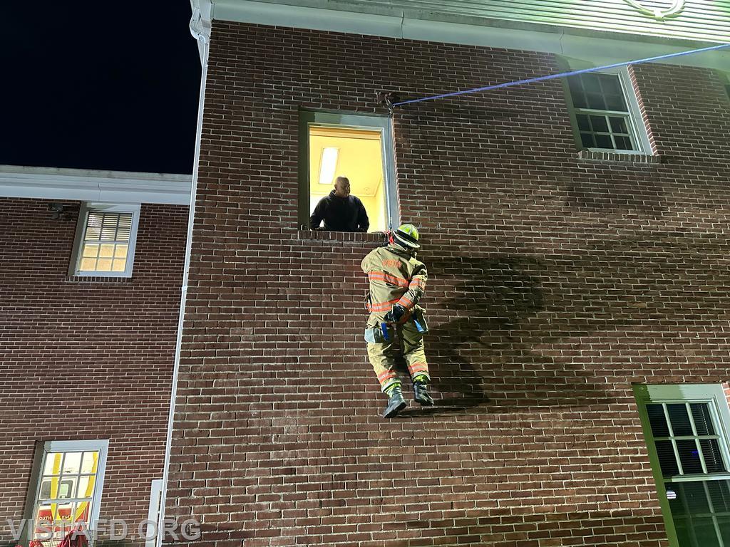 Vista Firefighters conducting bailout training practicals - 10/23/23
