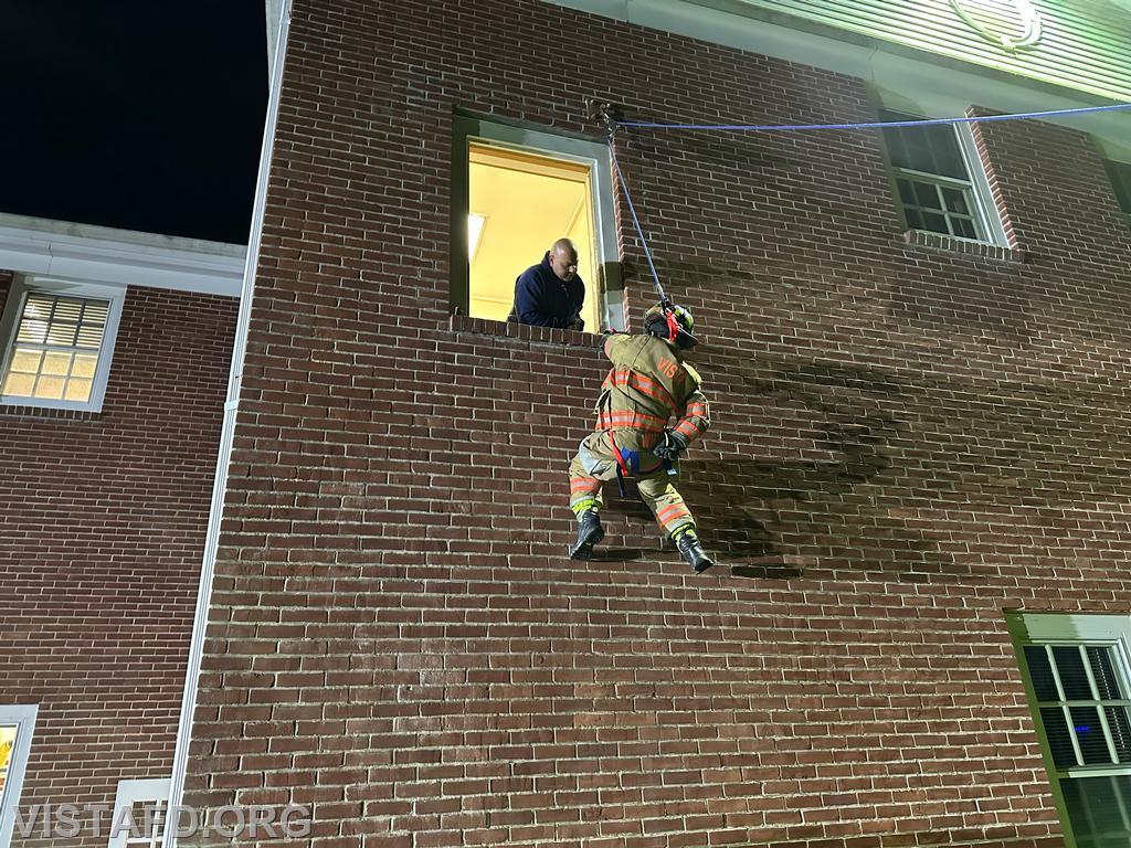 Vista Firefighters conducting bailout training practicals - 10/23/23