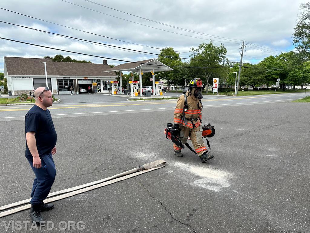 Probationary Firefighter Franco Compagnone going through the Task Oriented Air Consumption (TOAC) course as Foreman Ryan Ruggiero looks on - 05/19/24