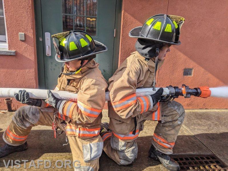 Vista Firefighters practicing how to advance a 2-1/2&quot; hoseline during &quot;Firefighter Skills Class&quot; - 11/12/23